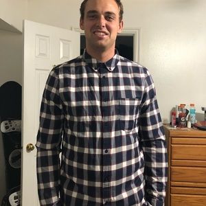 Never been worn!! Button up flannel
